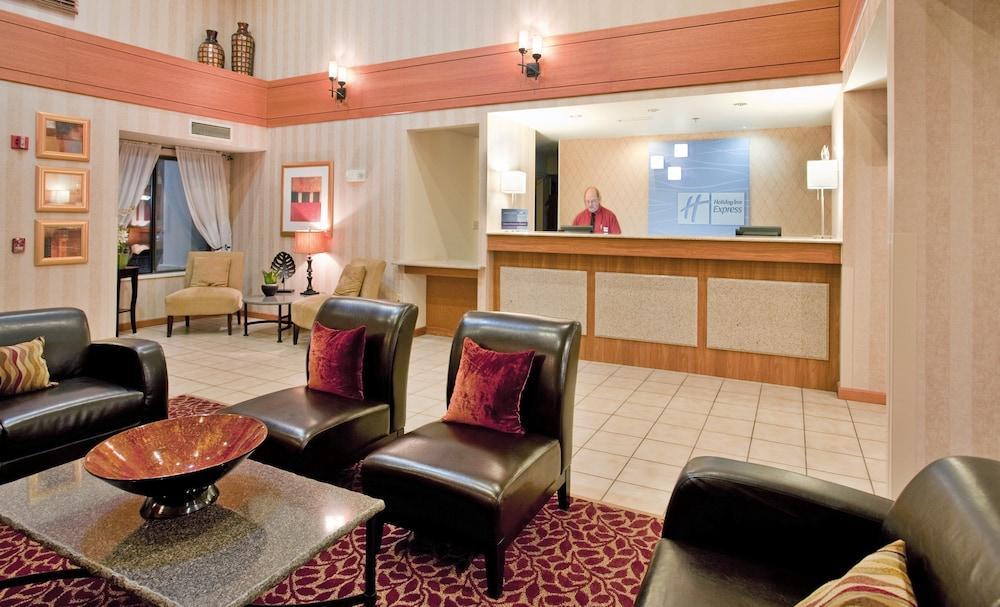 Holiday Inn Express Hotel Germantown - Northwest Milwaukee, An Ihg Hotel Zewnętrze zdjęcie