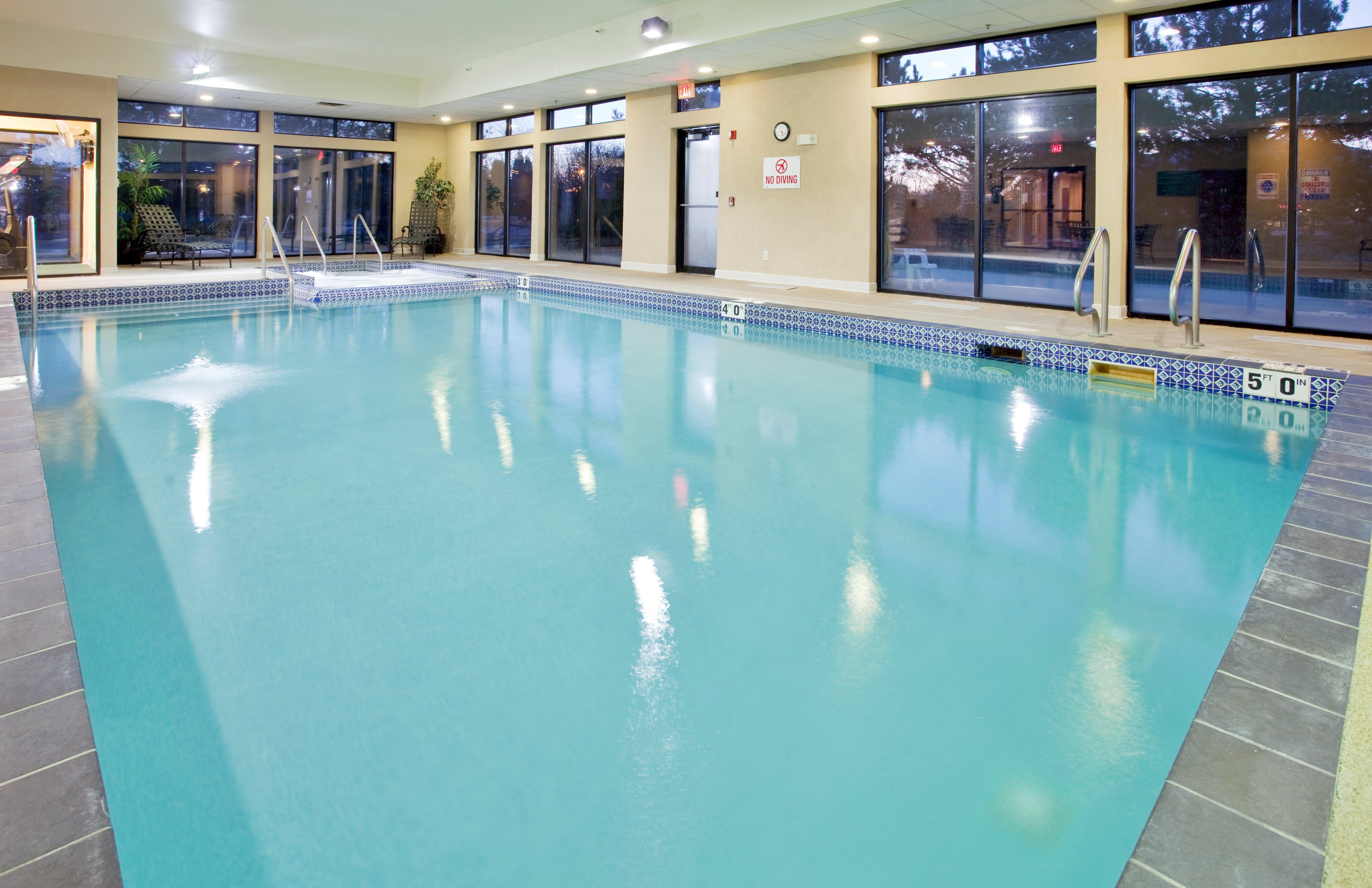 Holiday Inn Express Hotel Germantown - Northwest Milwaukee, An Ihg Hotel Zewnętrze zdjęcie